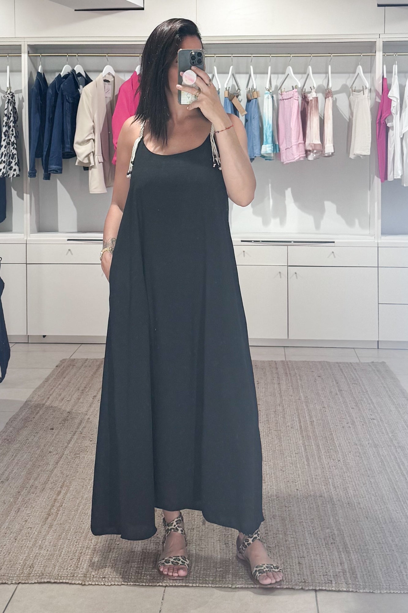 robe fluide femme, poches, coupe large, noir, look casual été SANAES