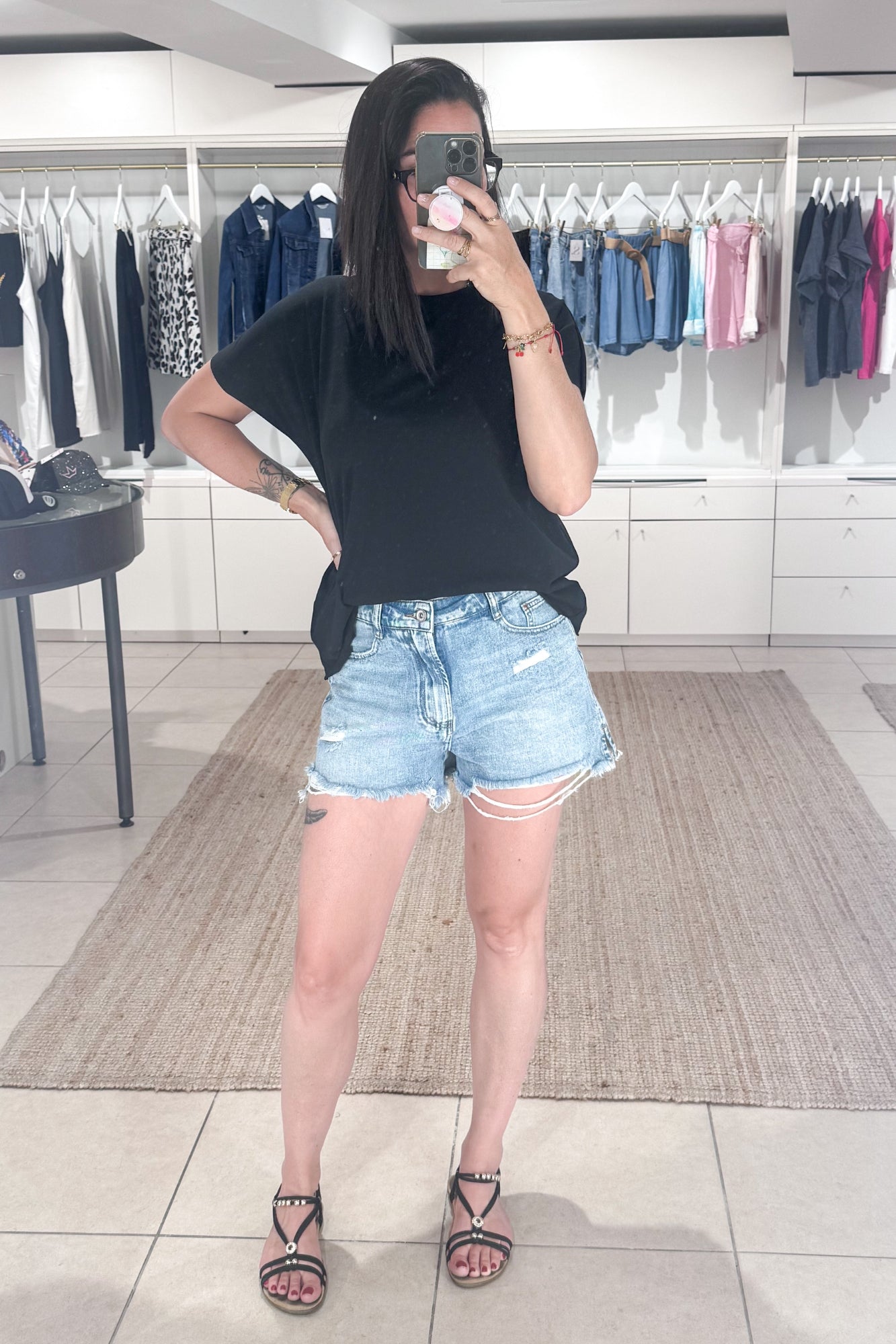 short jean taille haute déchiré look tendance été SANAES