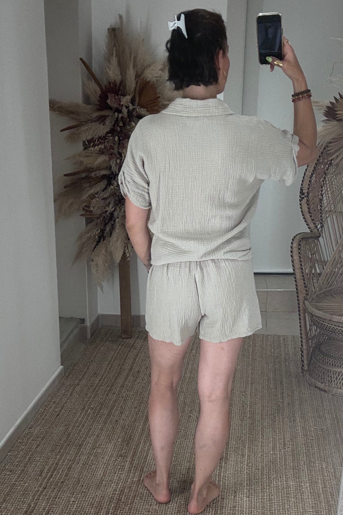 Short Este