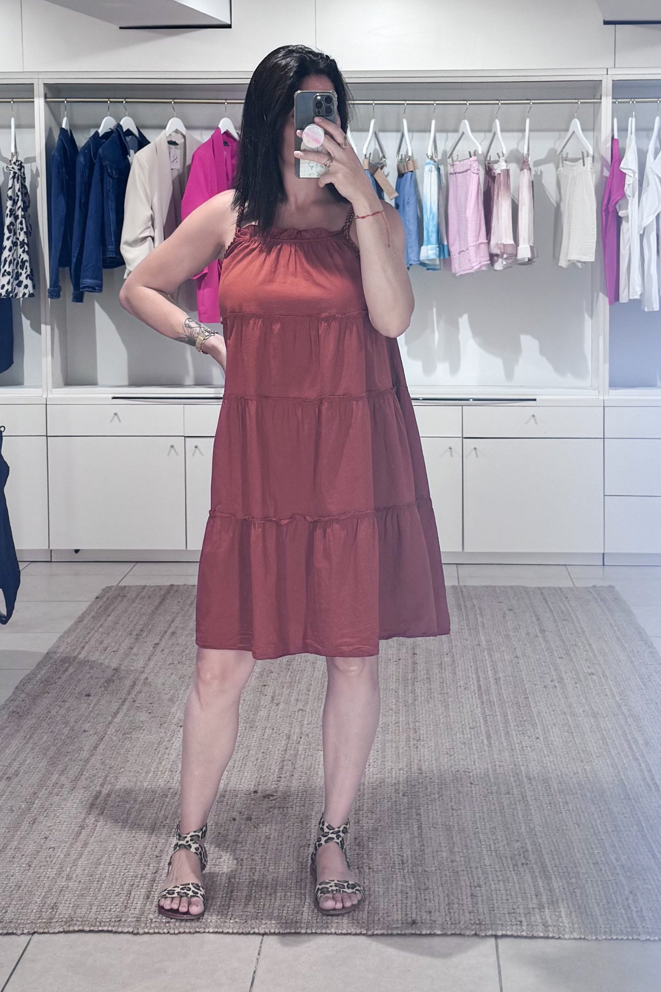 robe mi-longue fluide femme, fine bretelle, doublure, uni terracotta, look été SANAES