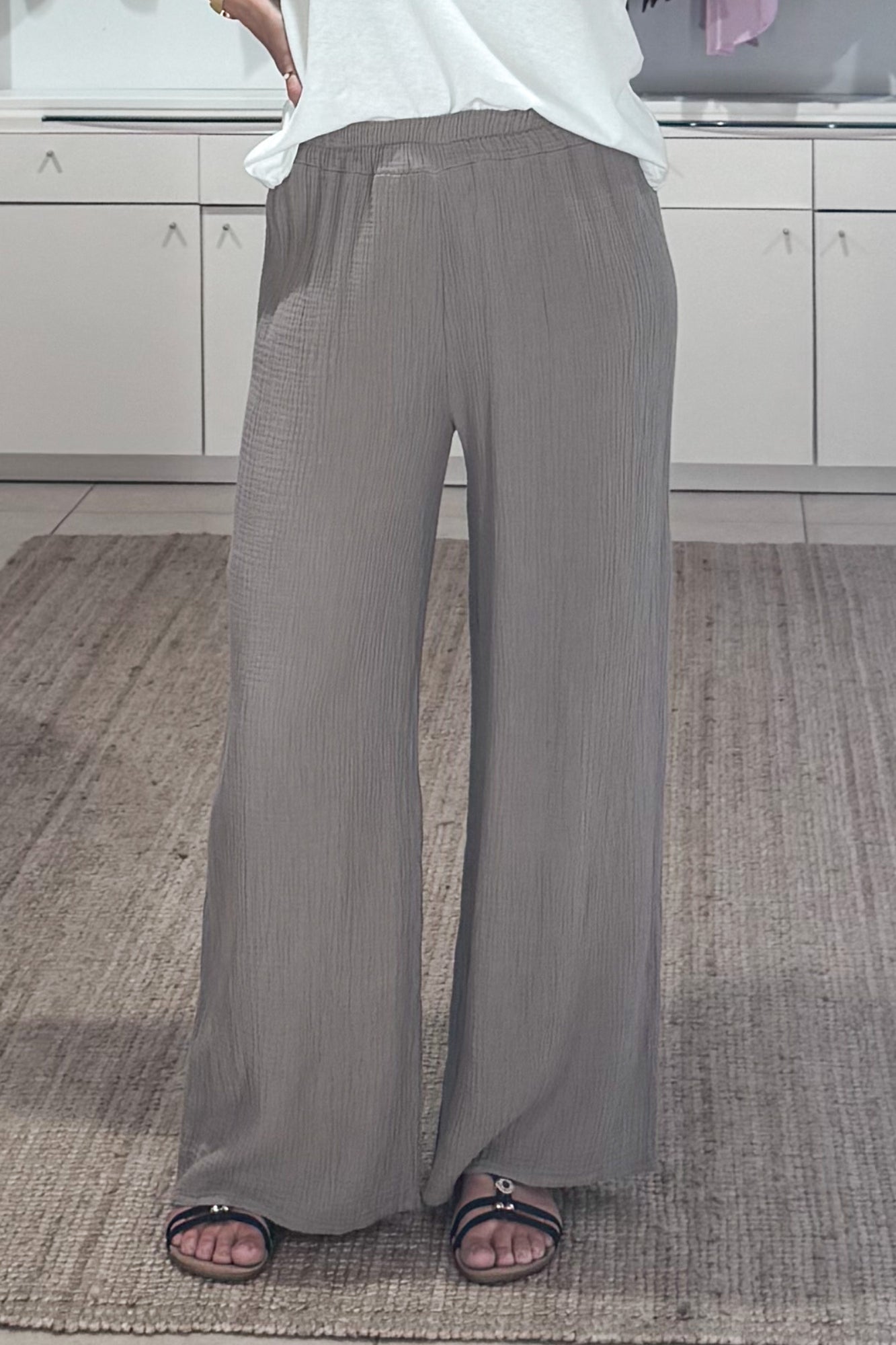 pantalon gaze de coton femme, poches, uni beige, look casual été 